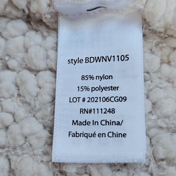 Beautiful Barefoot Dreams Womens Boucle Cardi Sweater in Almond Size Medium EUC - Picture 8 of 9